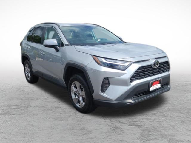 Certified 2025 Toyota RAV4 XLE AWD/4WD image 3
