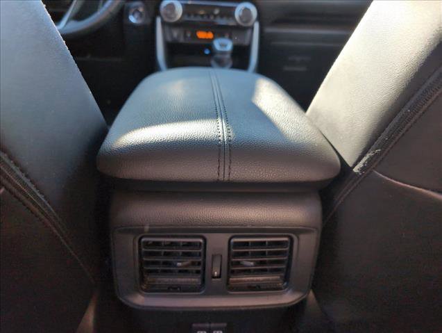Used 2022 Toyota RAV4 Limited image 18