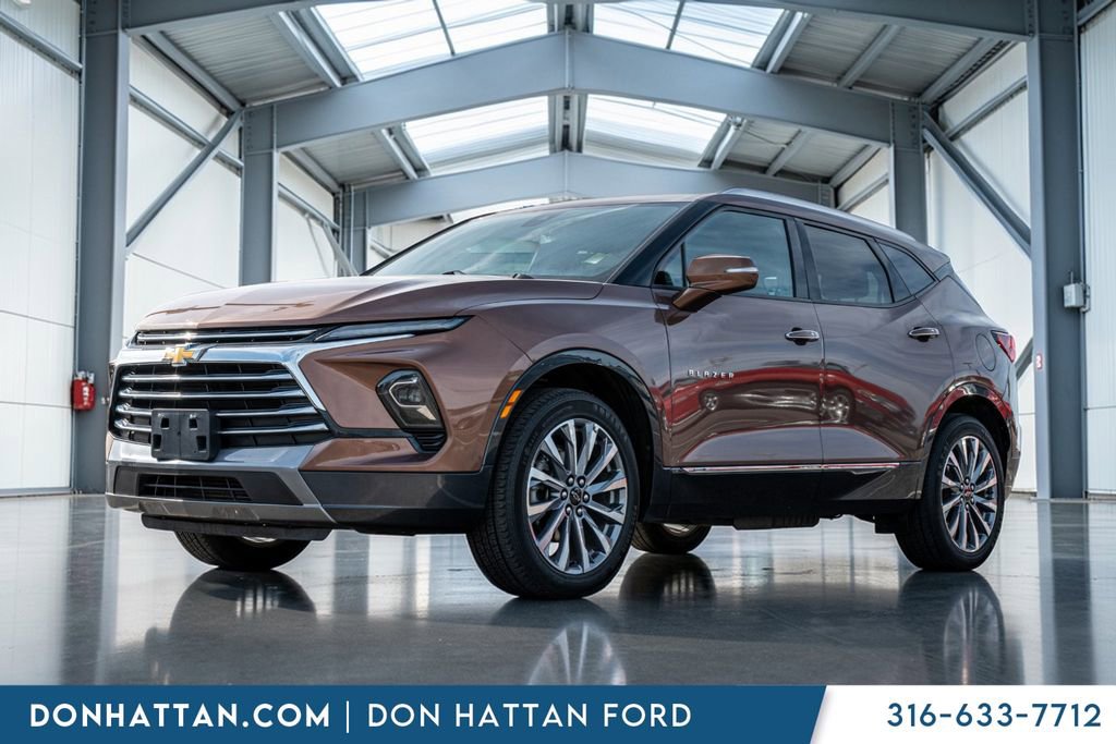 Used 2024 Chevrolet Blazer Premier AWD/4WD image 1