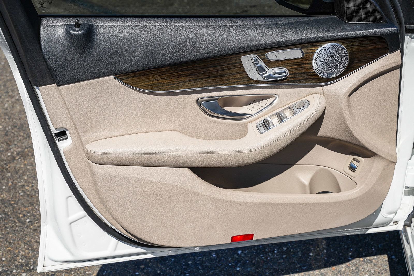 Used 2018 Mercedes-Benz C 300 Sedan image 19