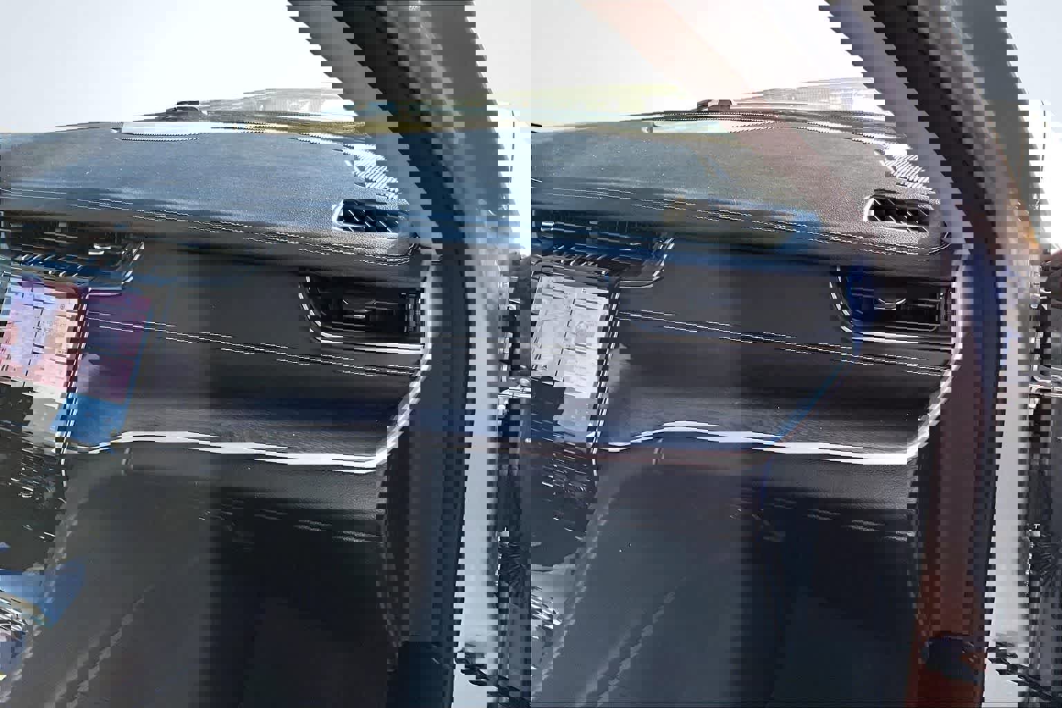 Used 2023 Jeep Grand Cherokee L Limited image 24