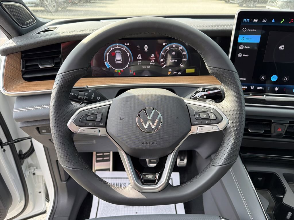 New 2026 Volkswagen Tiguan SEL R-Line image 26