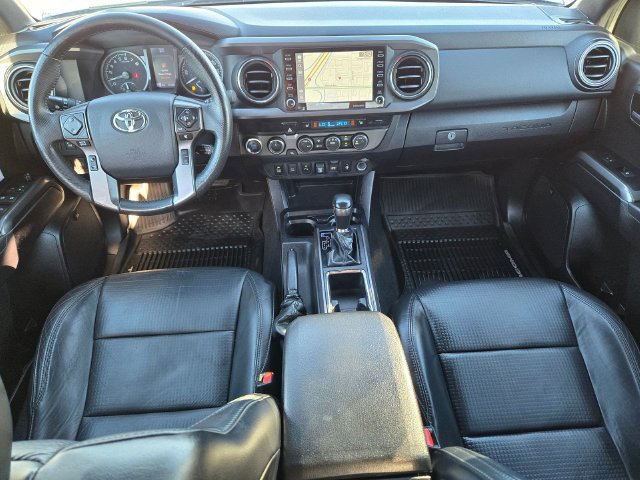 Used 2020 Toyota Tacoma TRD Off-Road w/ TRD Premium Off Road Package AWD/4WD image 9