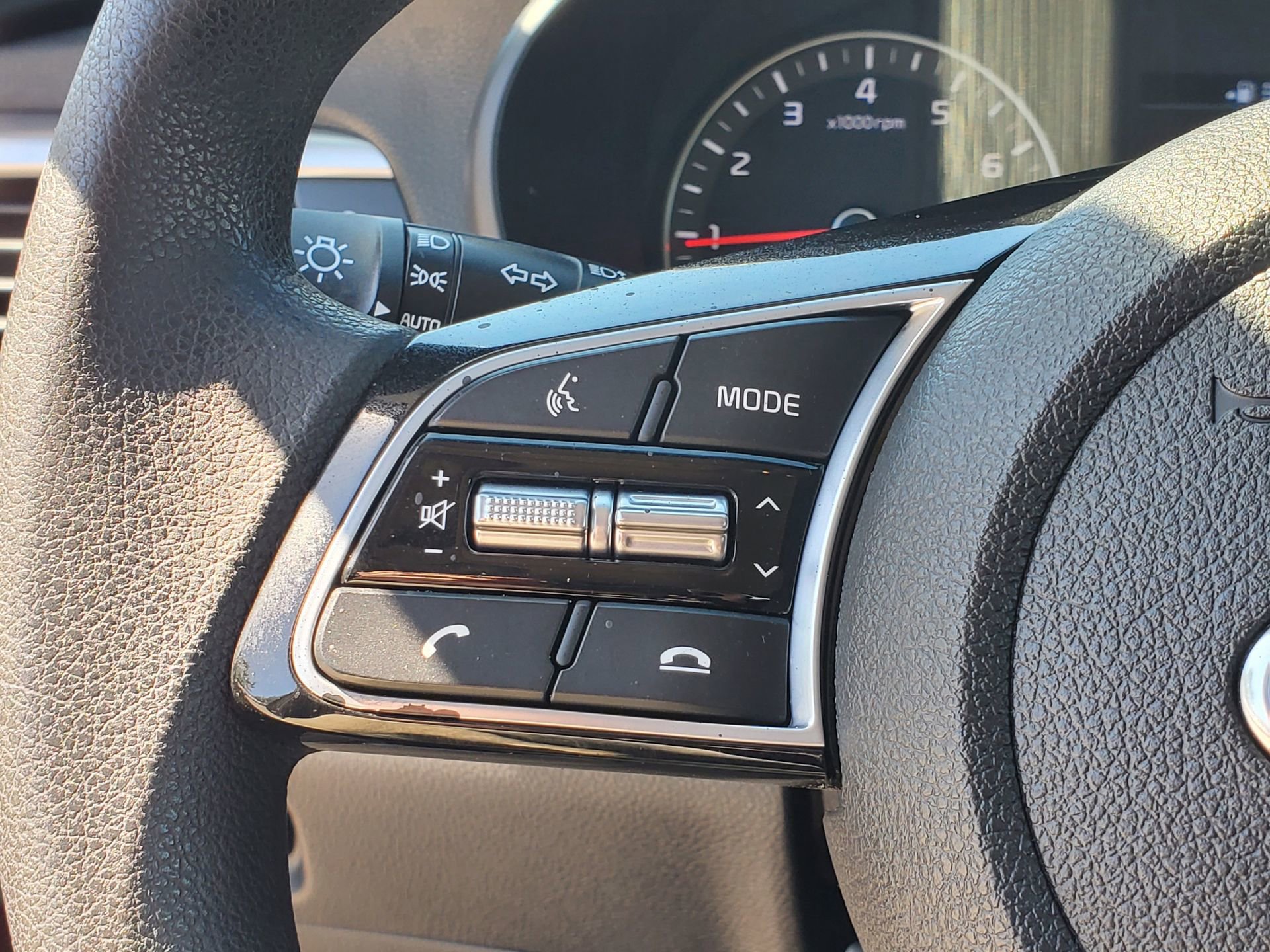 Used 2019 Kia Optima LX image 20