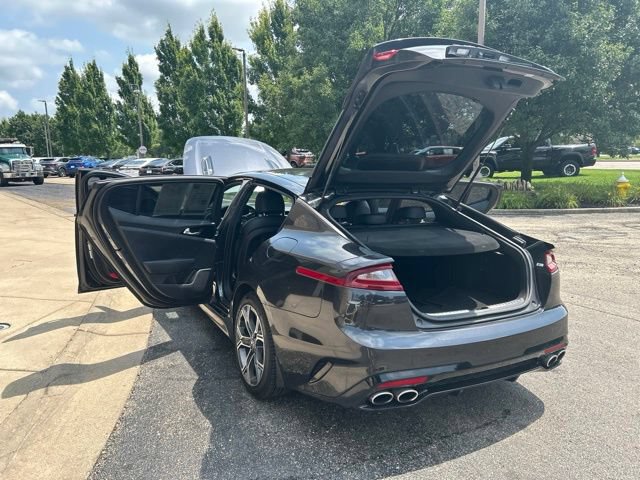 Used 2020 Kia Stinger GT-Line AWD/4WD image 12