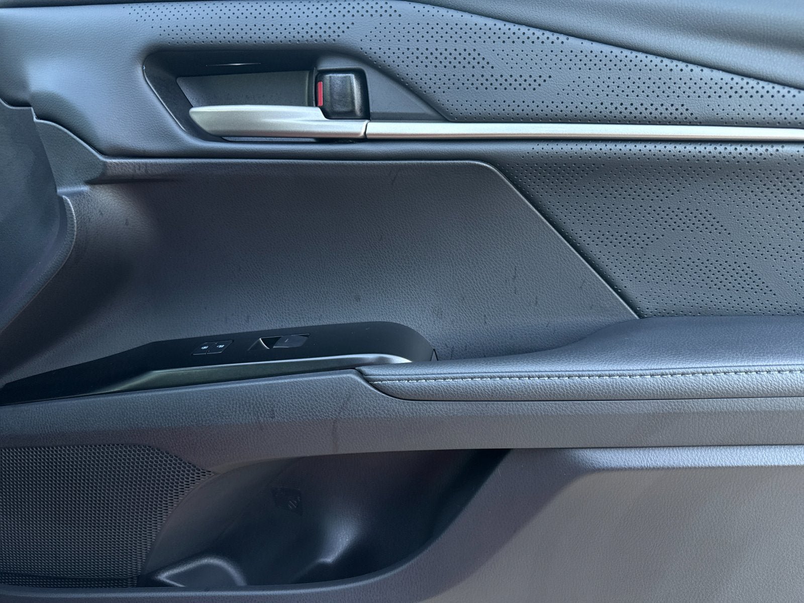 New 2026 Toyota Camry XSE FWD image 17