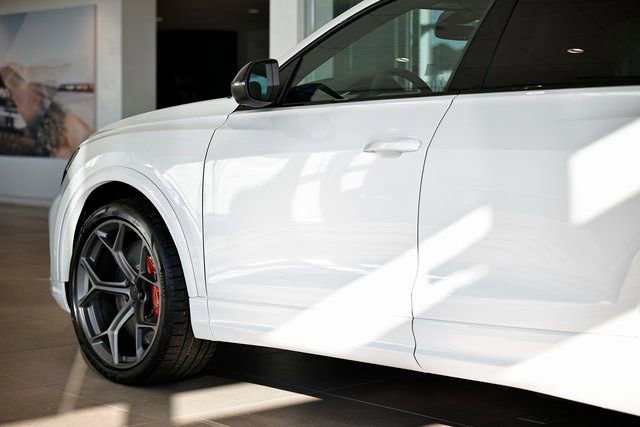 New 2026 Audi RS Q8 performance image 7