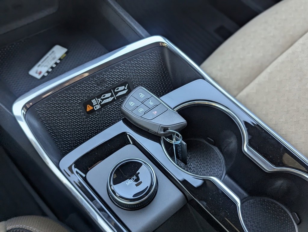 New 2026 Chevrolet Equinox ACTIV w/ Convenience Package III image 25