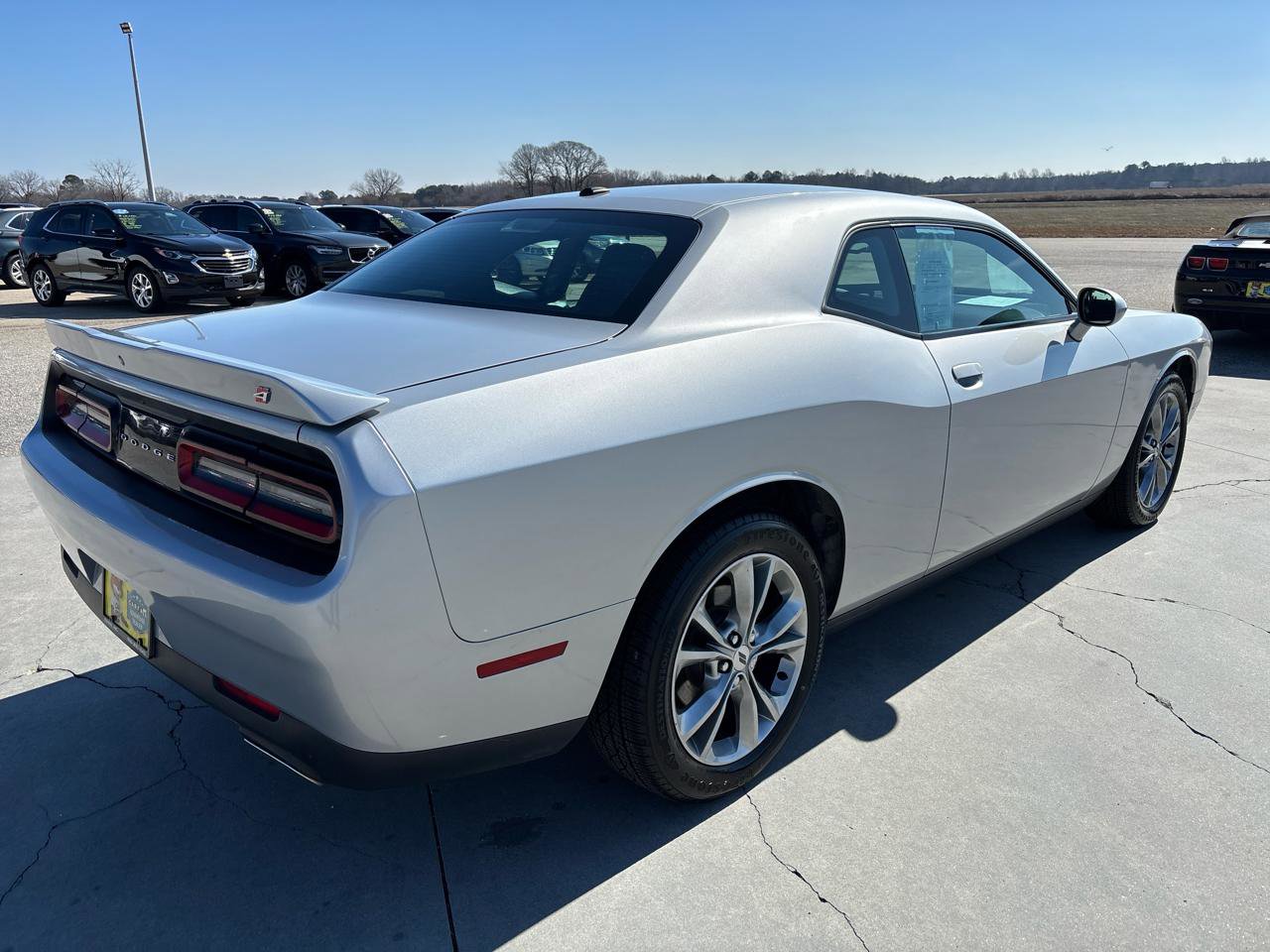 Used 2021 Dodge Challenger SXT image 4