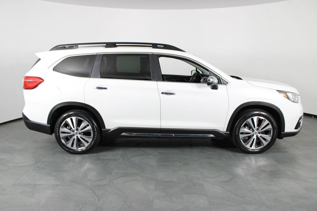 Used 2019 Subaru Ascent Touring w/ Popular Package #3 AWD/4WD image 11