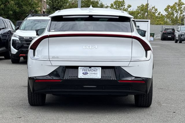 Used 2024 Kia EV6 Wind RWD image 5