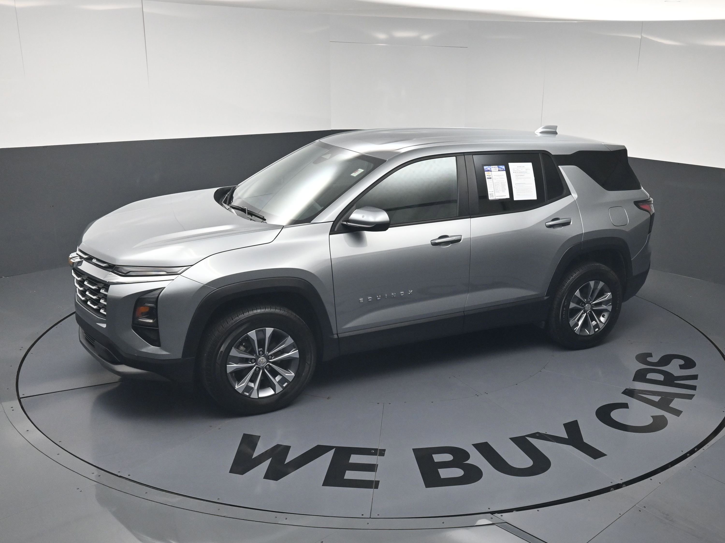 Used 2026 Chevrolet Equinox LT FWD image 29