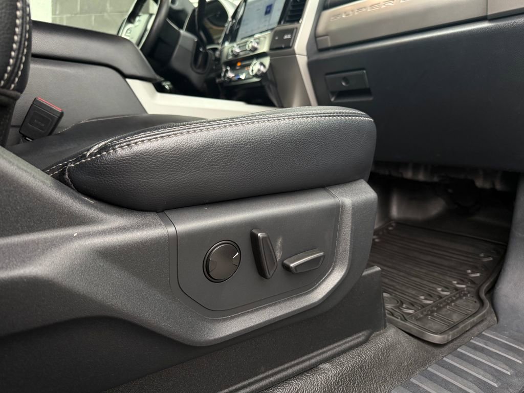 Used 2022 Ford F350 Lariat w/ Lariat Ultimate Package AWD/4WD image 25
