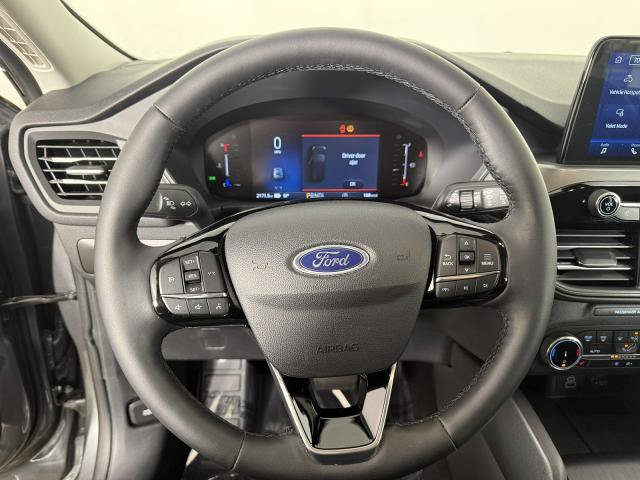 Certified 2025 Ford Escape Active w/ Cold Weather Package FWD image 21
