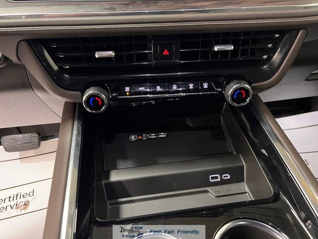 Used 2025 Chevrolet Tahoe Z71 w/ Comfort Package image 49