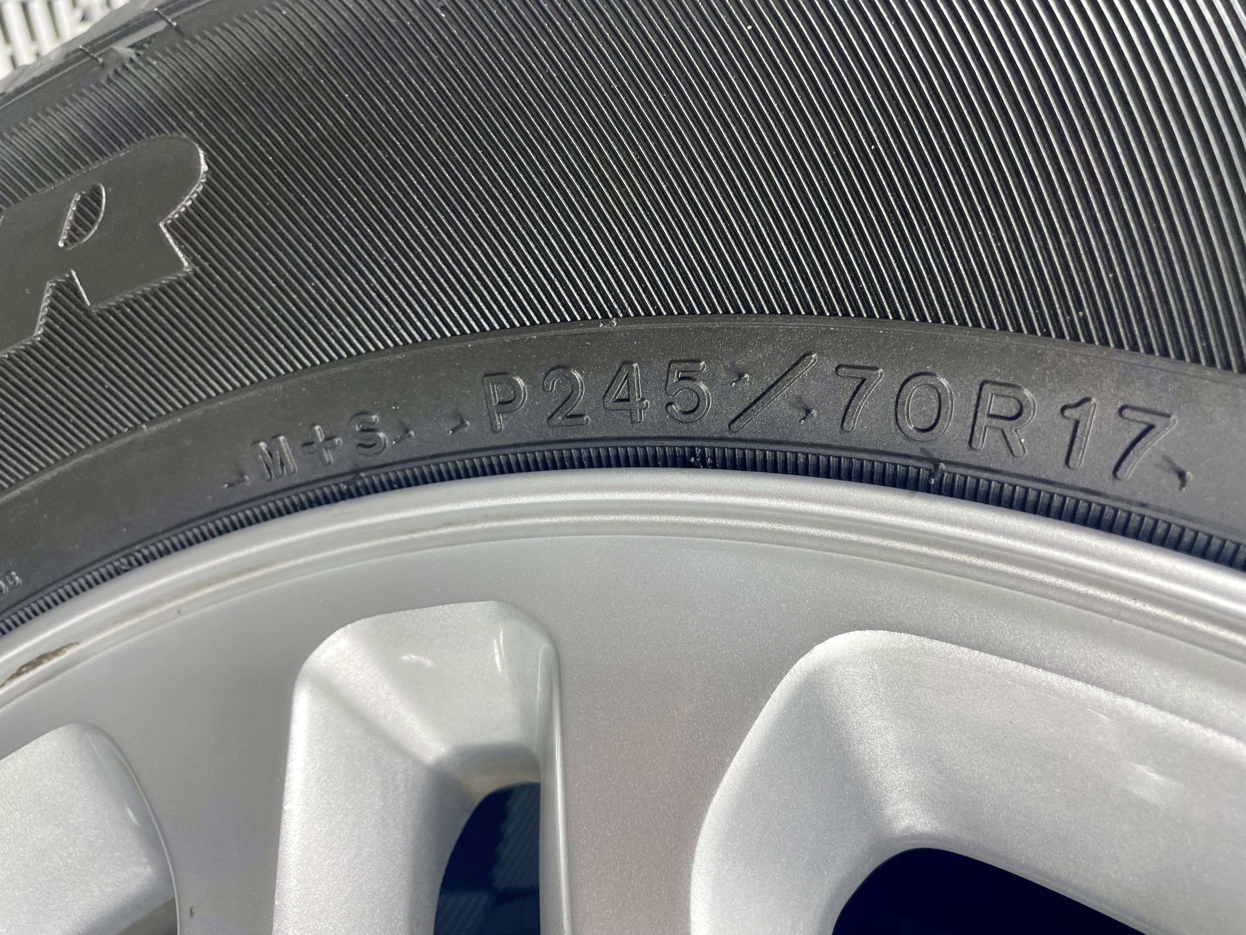 Certified 2025 Jeep Grand Cherokee Laredo image 11