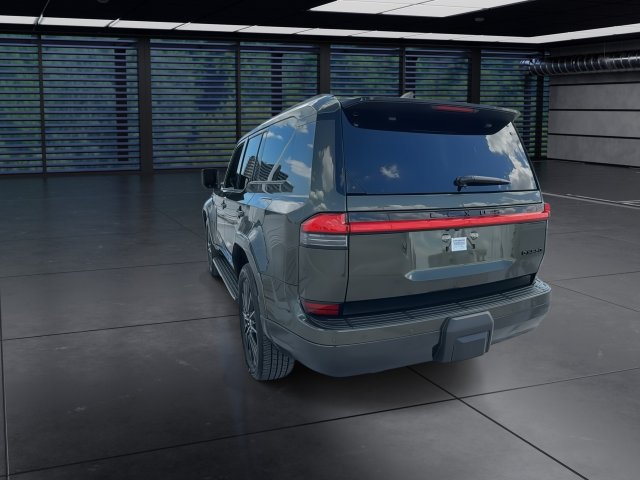 Certified 2025 Lexus GX 550 w/ Cold Area Package AWD/4WD image 7