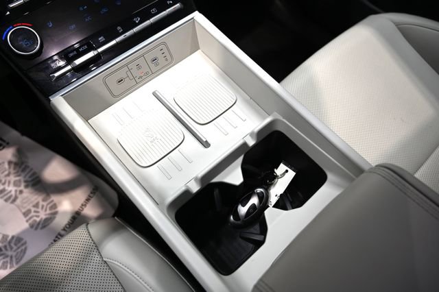 Used 2025 Hyundai Santa Fe SEL image 19