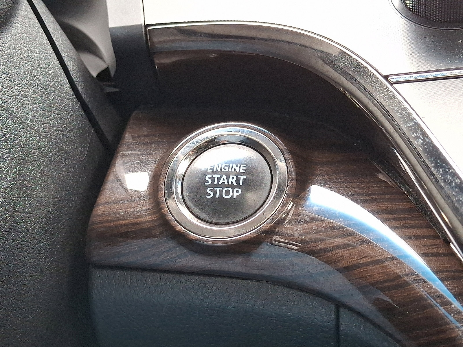Used 2014 Toyota Avalon XLE Premium image 24