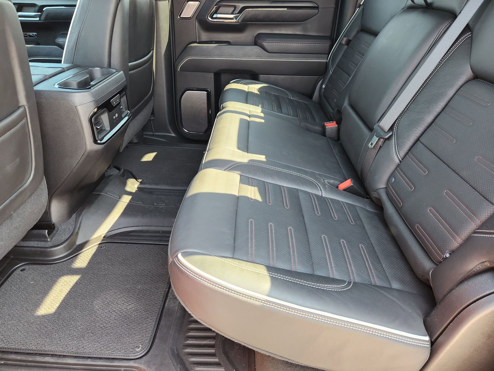 Used 2024 GMC Sierra 1500 AT4X AWD/4WD image 33