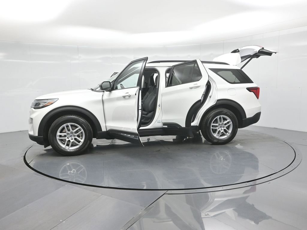 New 2025 Ford Explorer Active w/ Active Comfort Package image 35