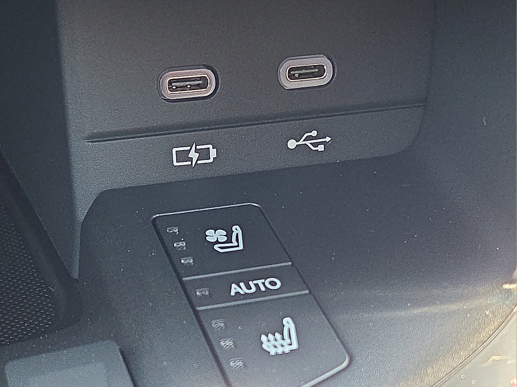 New 2026 Lexus LX 700h Luxury AWD/4WD image 21