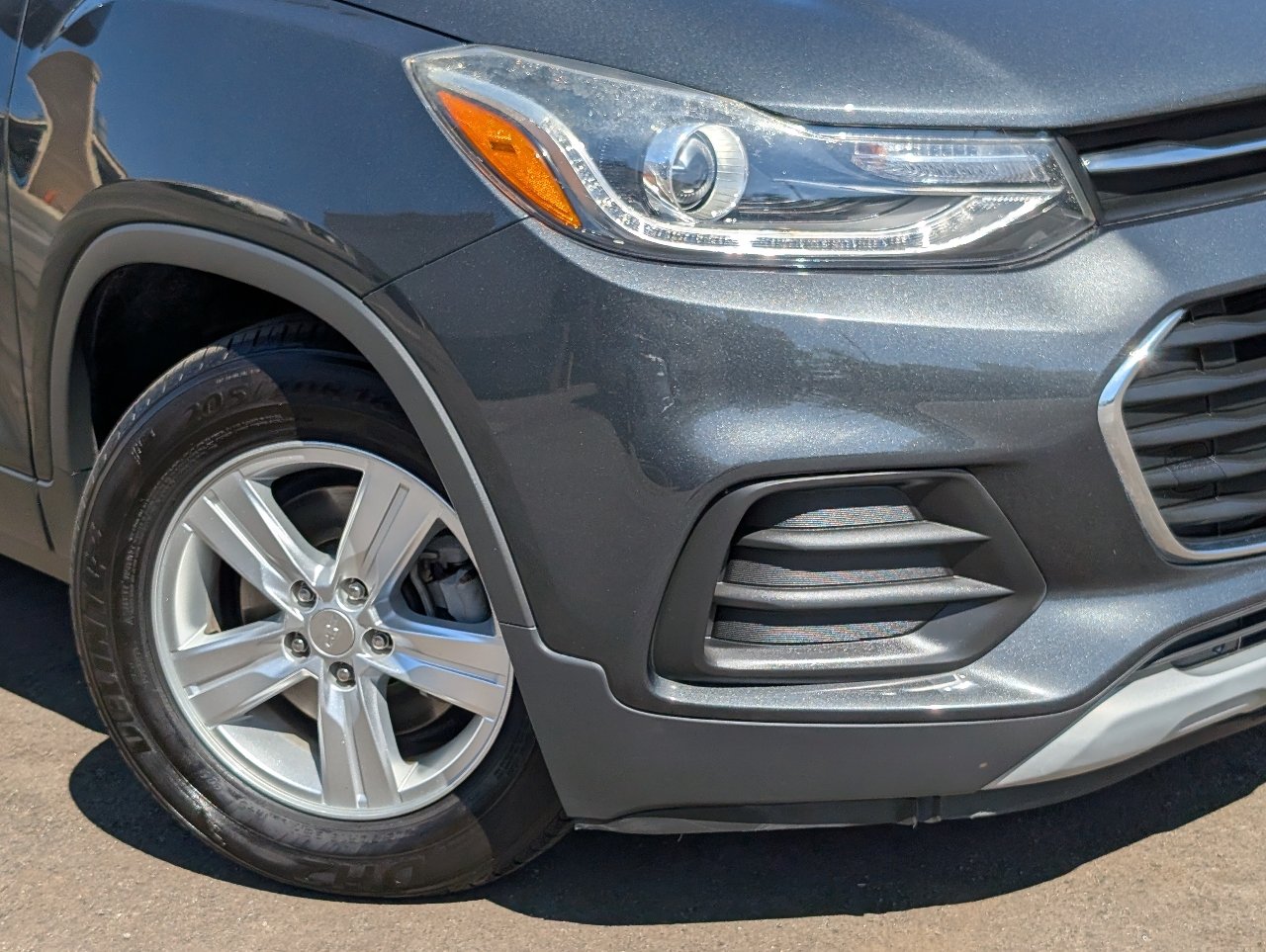Used 2018 Chevrolet Trax LT w/ LPO, Cargo Package FWD image 10