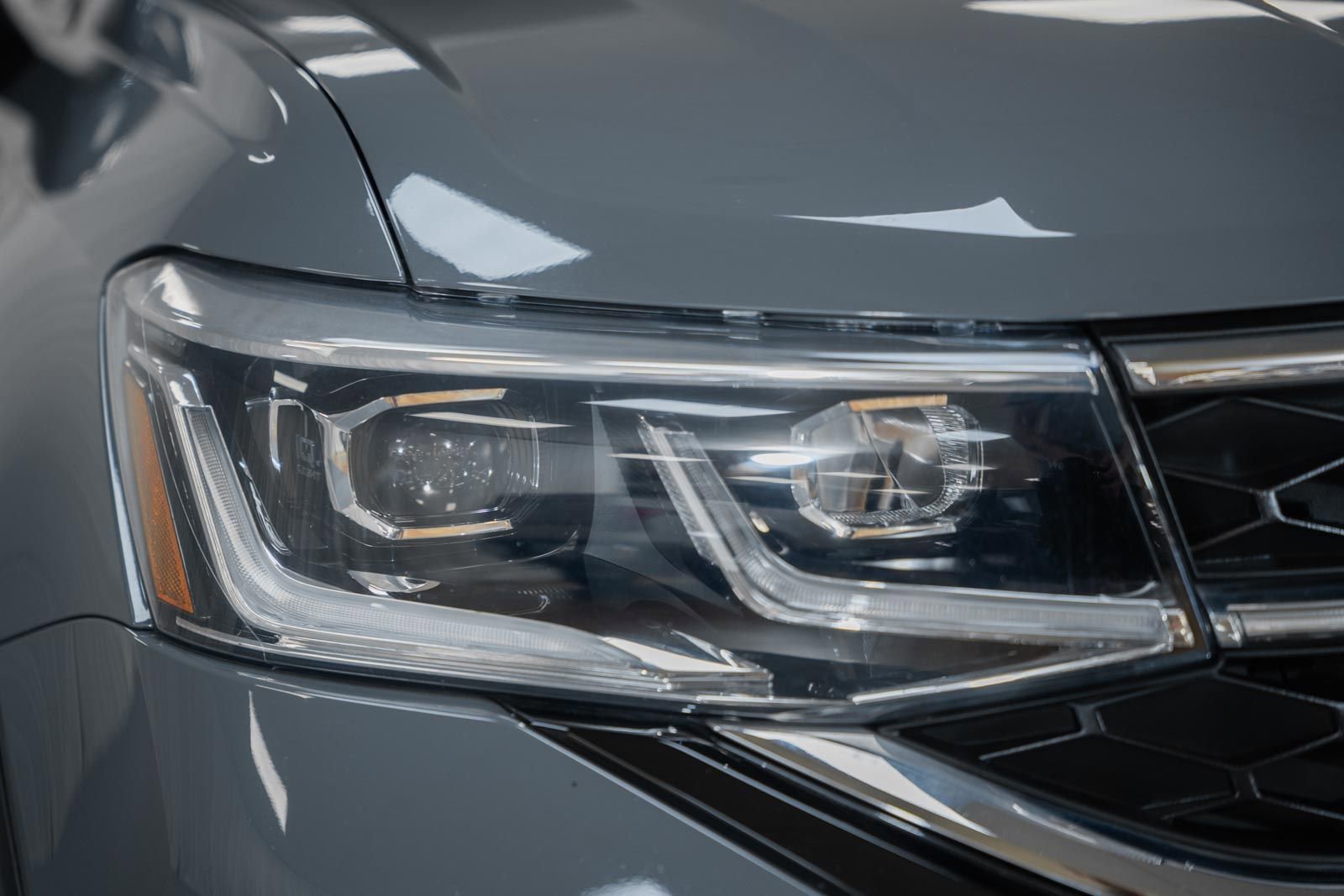 Used 2022 Volkswagen Taos SEL w/ Panoramic Sunroof Package FWD image 14