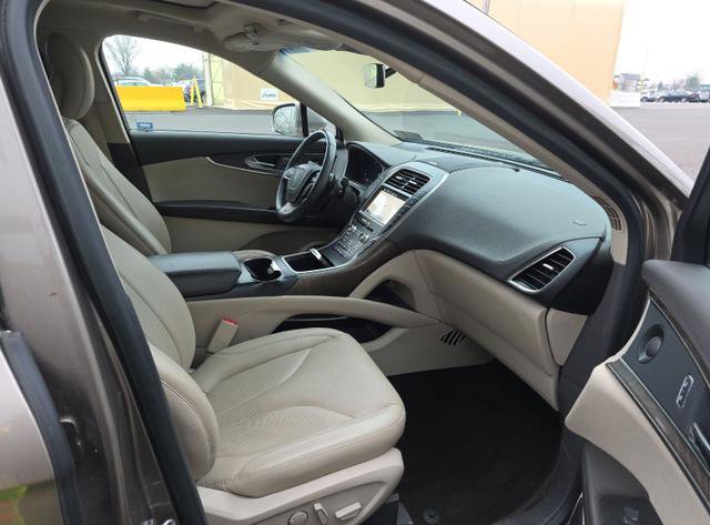 Used 2019 Lincoln Nautilus Reserve image 7