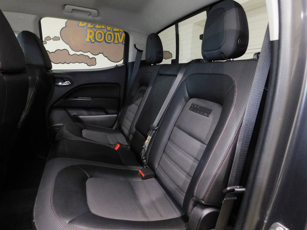 Used 2016 GMC Canyon SLE w/ All Terrain Package image 74