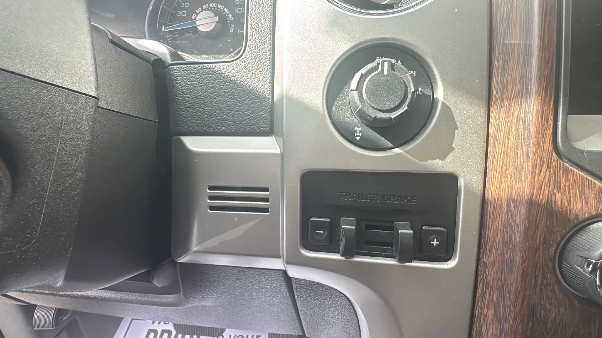 Used 2013 Ford F150 Lariat w/ Luxury Equipment Group image 21