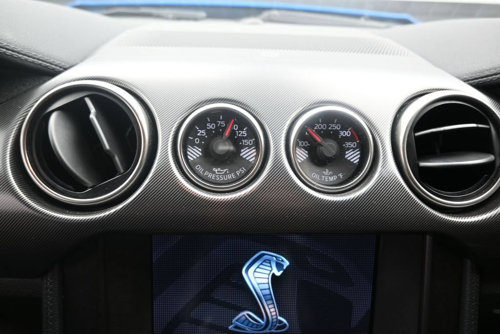 Used 2021 Ford Mustang Shelby GT500 w/ Technology Package RWD image 15
