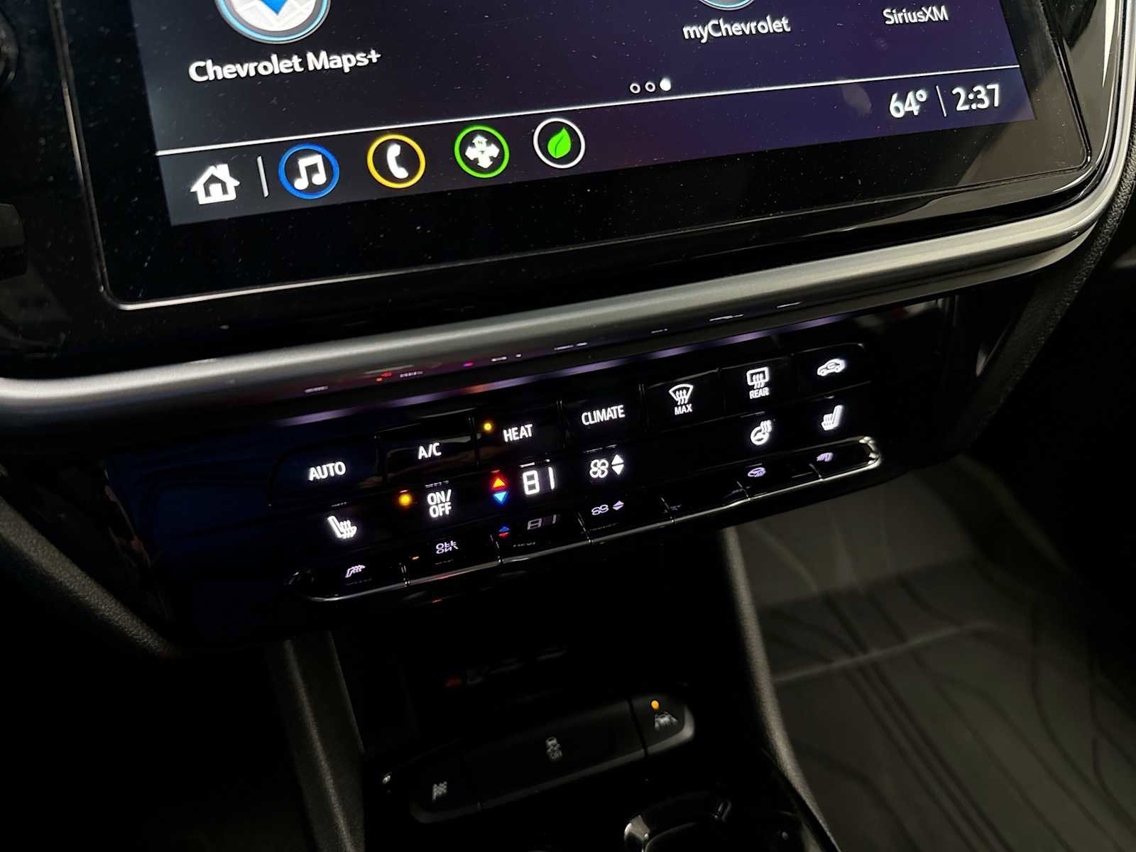 Used 2023 Chevrolet Bolt LT w/ Infotainment Package FWD image 16