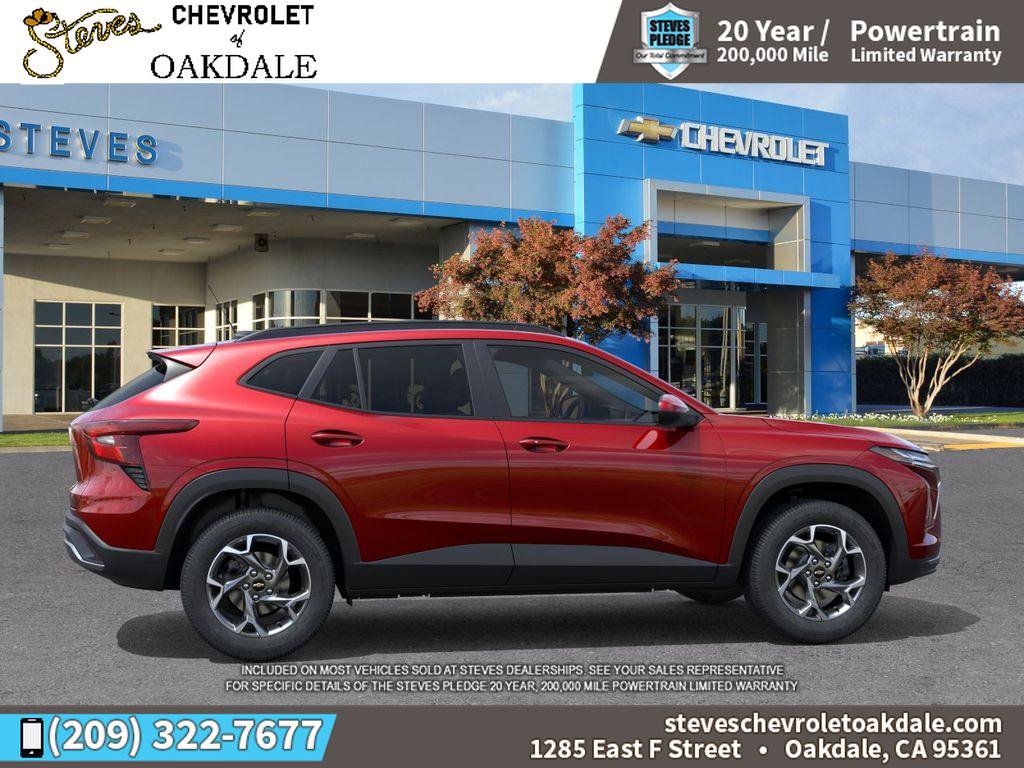 New 2026 Chevrolet Trax LT w/ LT Convenience Package FWD image 5