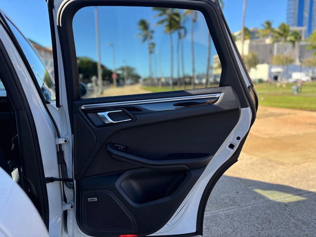 Used 2017 Porsche Macan GTS image 16