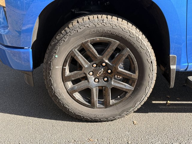 New 2026 Chevrolet Silverado 1500 Custom w/ LPO, Dark Essentials Package image 10