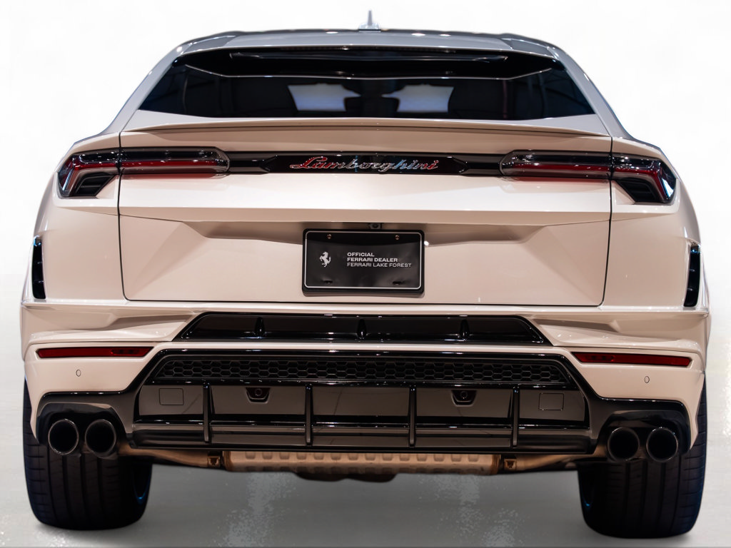 Used 2023 Lamborghini Urus S AWD/4WD image 11