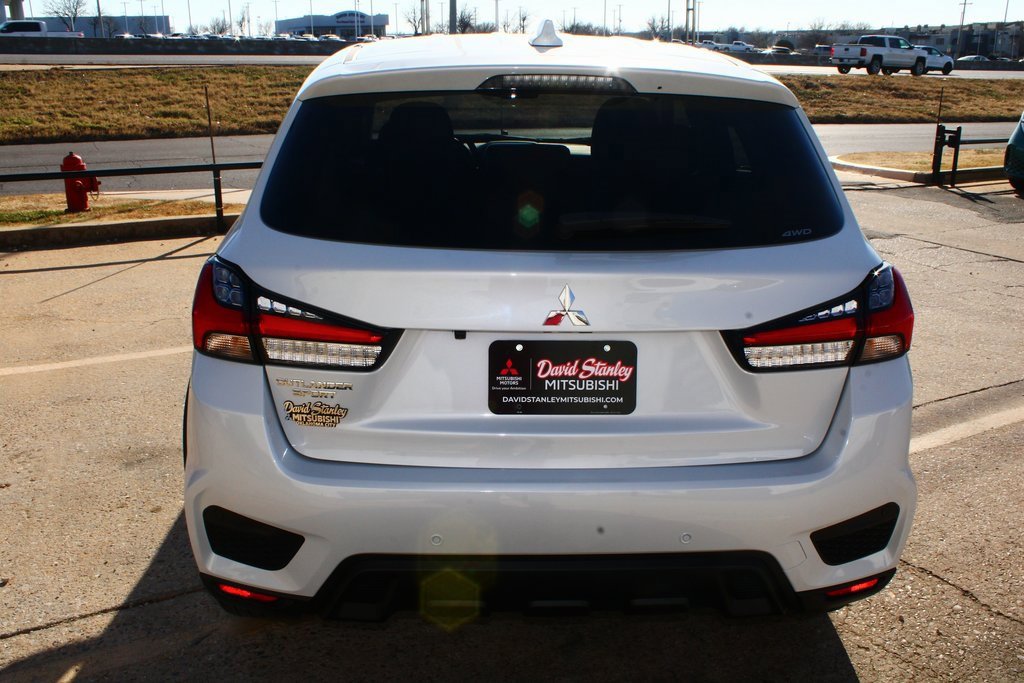 New 2026 Mitsubishi Outlander Sport ES image 9