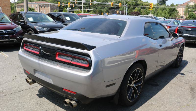 Used 2018 Dodge Challenger R/T Scat Pack w/ Leather Interior Group RWD image 7