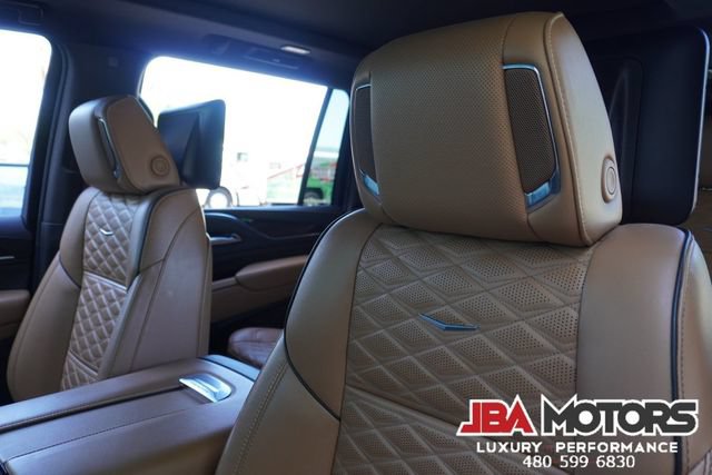 Used 2021 Cadillac Escalade ESV Premium Luxury AWD/4WD image 98