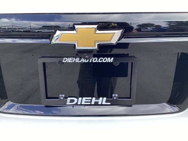 New 2027 Chevrolet Traverse LT w/ Sun and Wheel Package AWD/4WD image 11