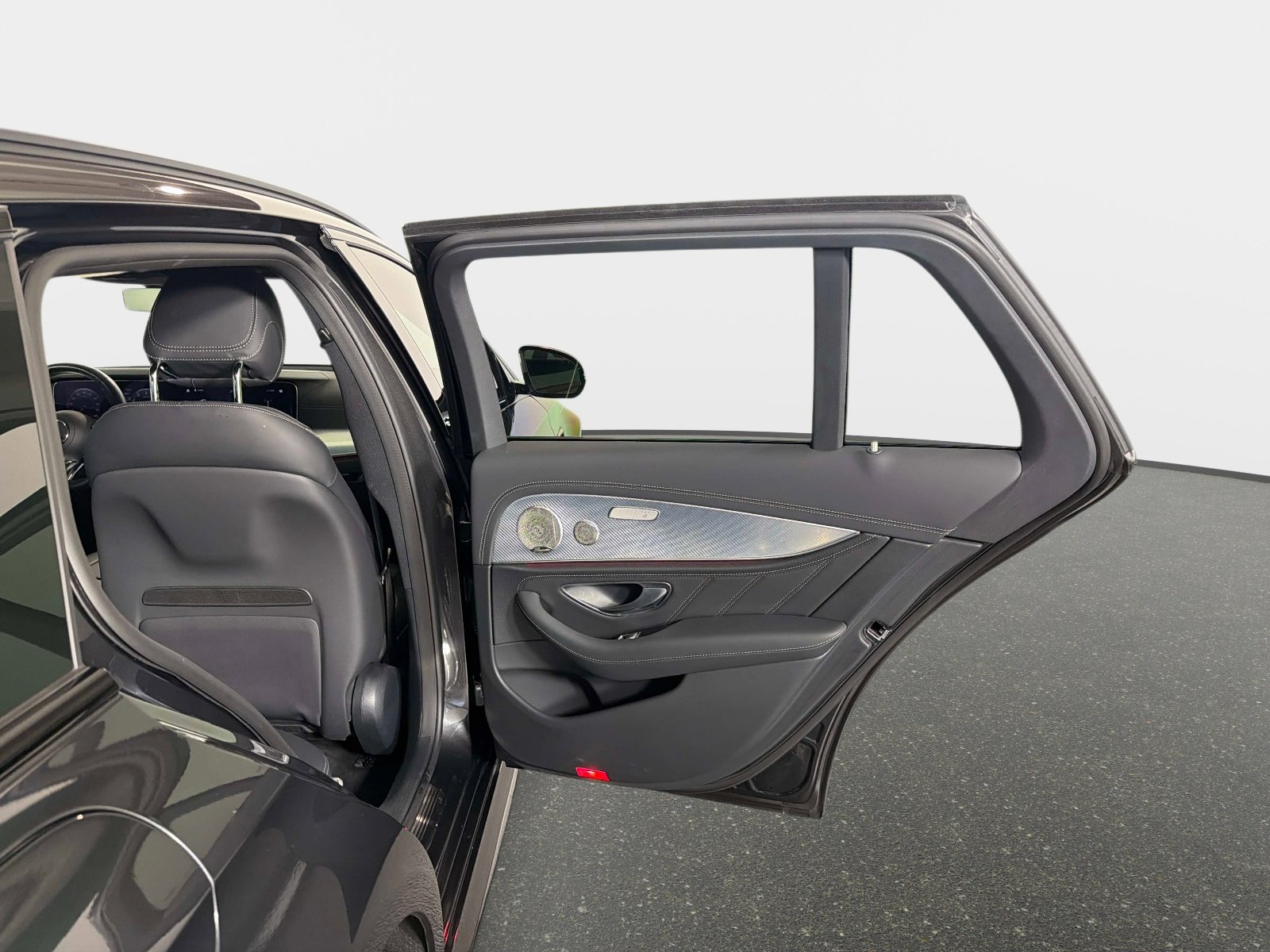 Used 2023 Mercedes-Benz E 63 AMG S image 25