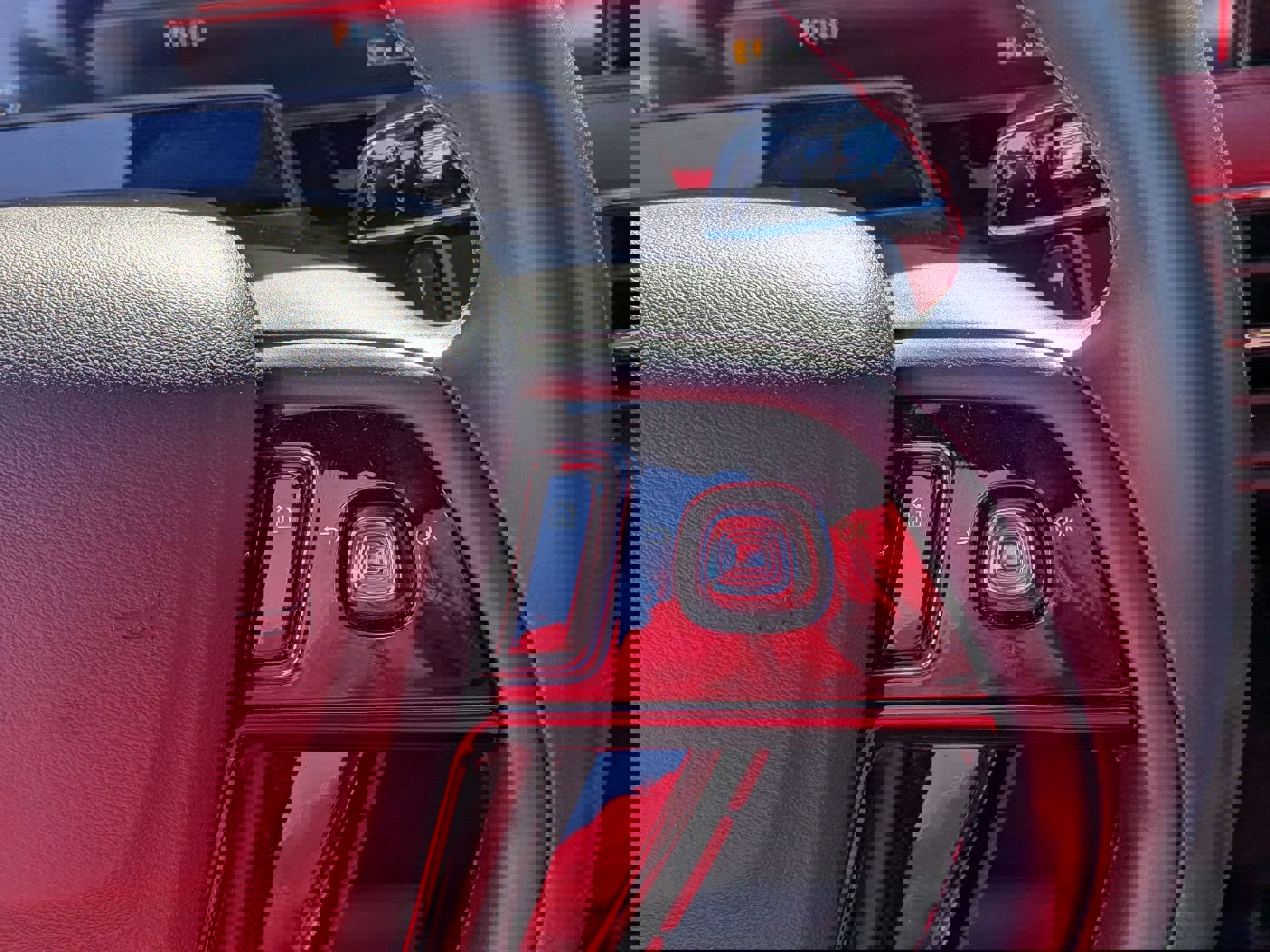 Used 2025 Lincoln Corsair Reserve w/ Equipment Group 202A image 17