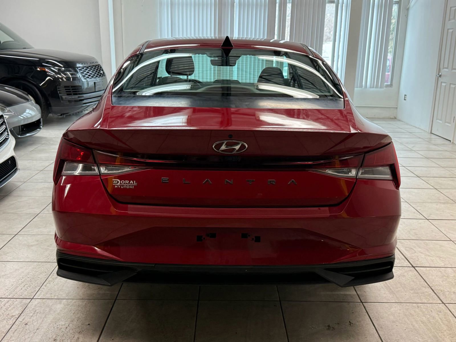 Used 2023 Hyundai Elantra SEL image 8
