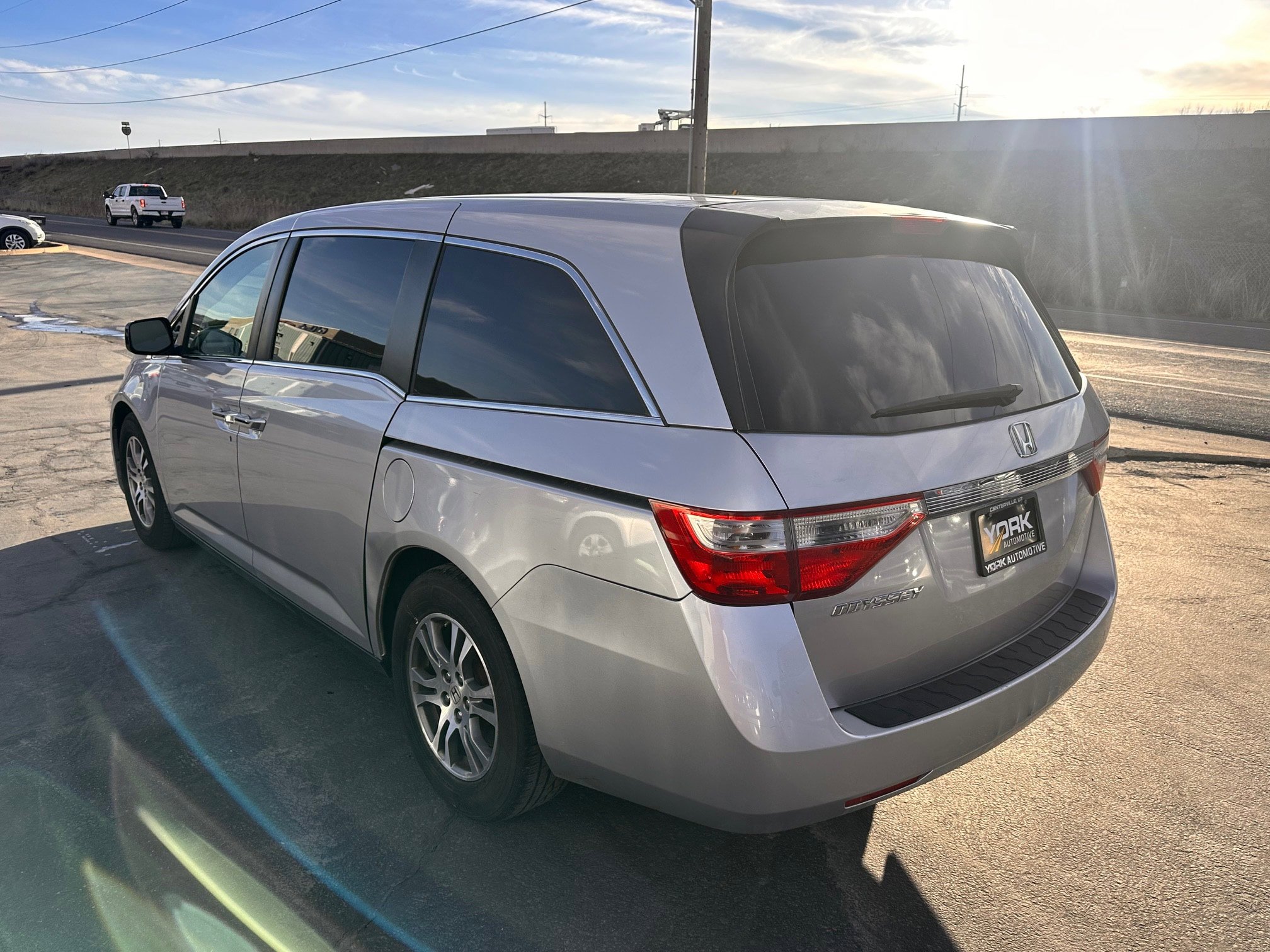 Used 2012 Honda Odyssey EX image 4