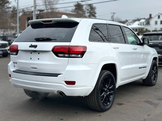 Used 2018 Jeep Grand Cherokee Altitude image 5