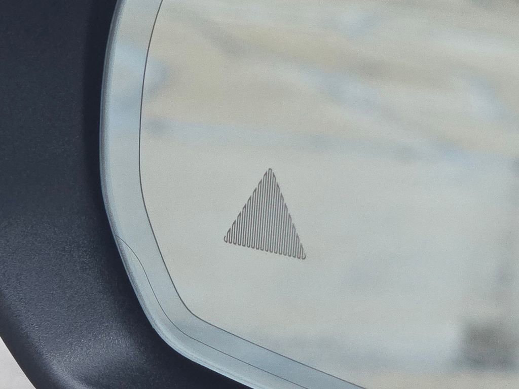 Certified 2026 Mercedes-Benz GLC 300 4MATIC image 9