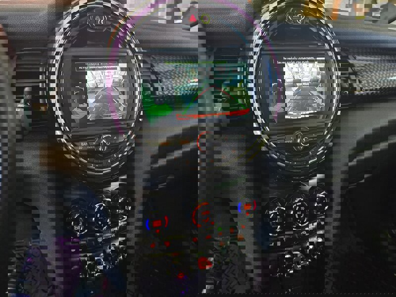 Used 2019 MINI Cooper S w/ Signature Upholstery Package image 20