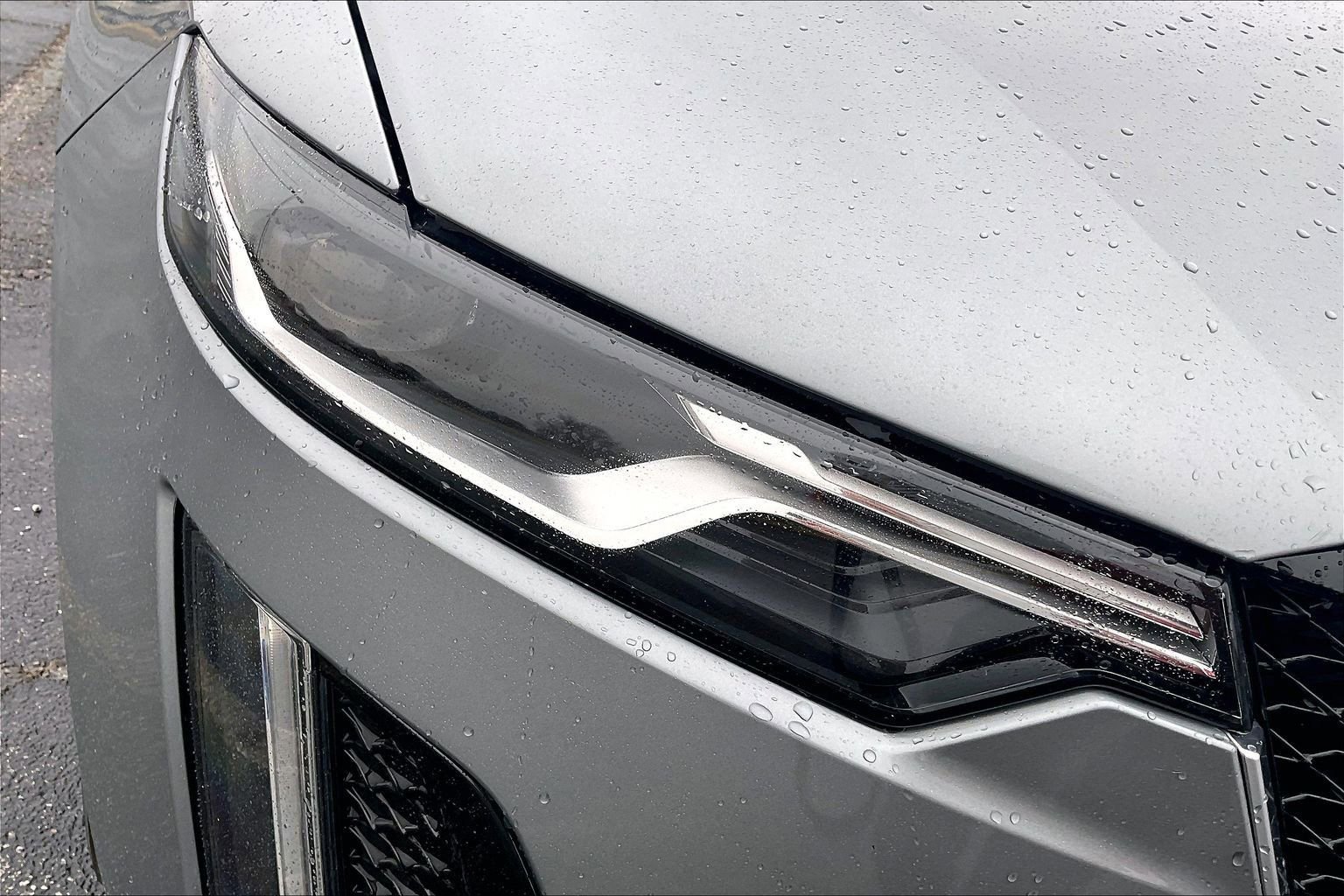 Used 2024 Cadillac XT6 Sport w/ Technology Package image 24