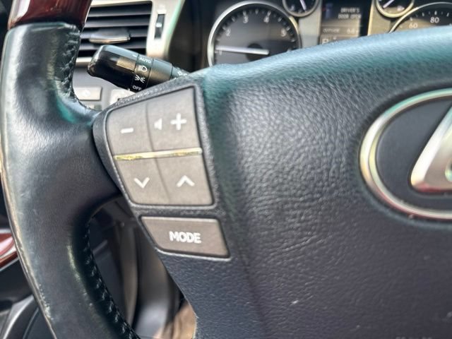 Used 2014 Lexus LX 570 4WD image 20